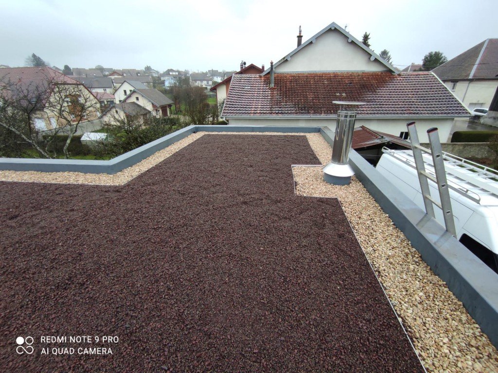 Toiture terrasse gravillonnée, protection lourde
