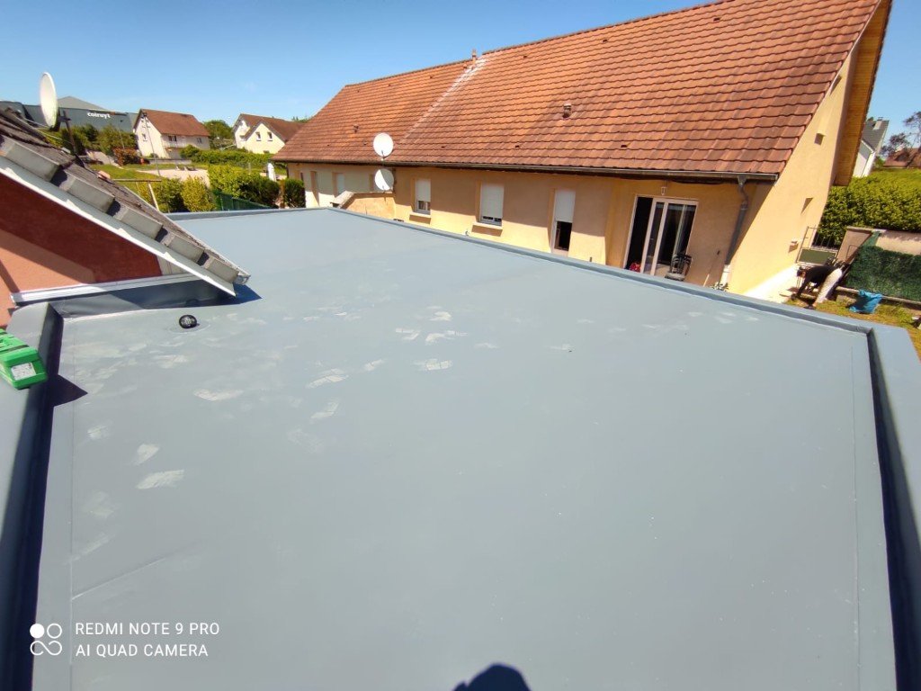 Réparation d'infiltration sur toiture terrasse